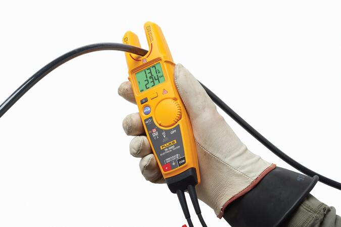 Fluke T6-1000 - Skúšačka napätia s FieldSense, použitie