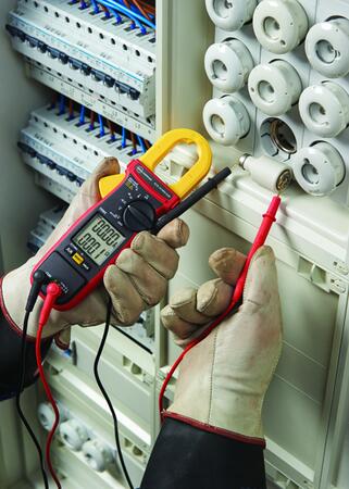 ACD-14-PRO-EUR - Kliešťový multimeter s dvojriadkovým displejom -  použitie