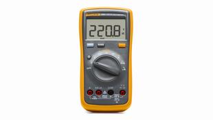 Fluke 15B+ - Digitálny multimeter
