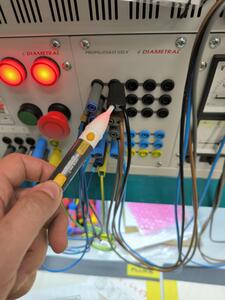 Zkoušečky napětí skladem v naší nabídce